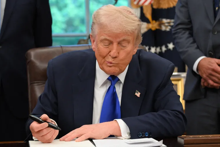 President Trump Suggests $1 Billion for Private Mars Exploration Initiatives 