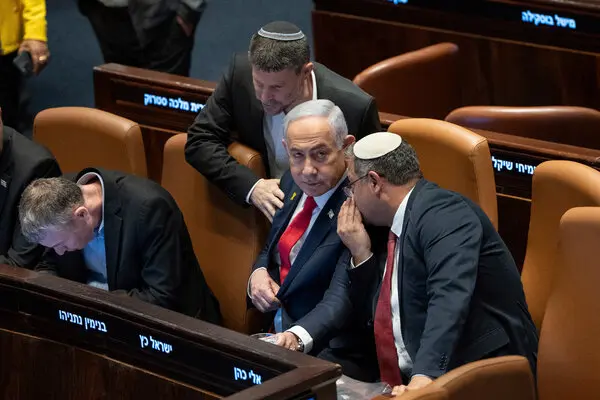 21israel-leaks-cwkl-articleLarge