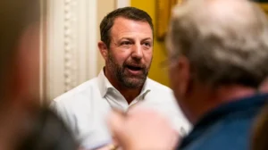 mullinmarkwayne_110925gn02_w