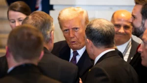 trumpdonald_012025gn20_w