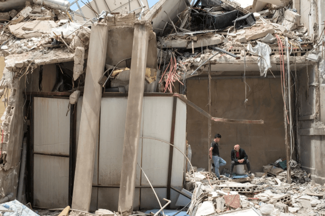 {79AEDEB3-D18A-4947-B10C-0801B50DE96A}